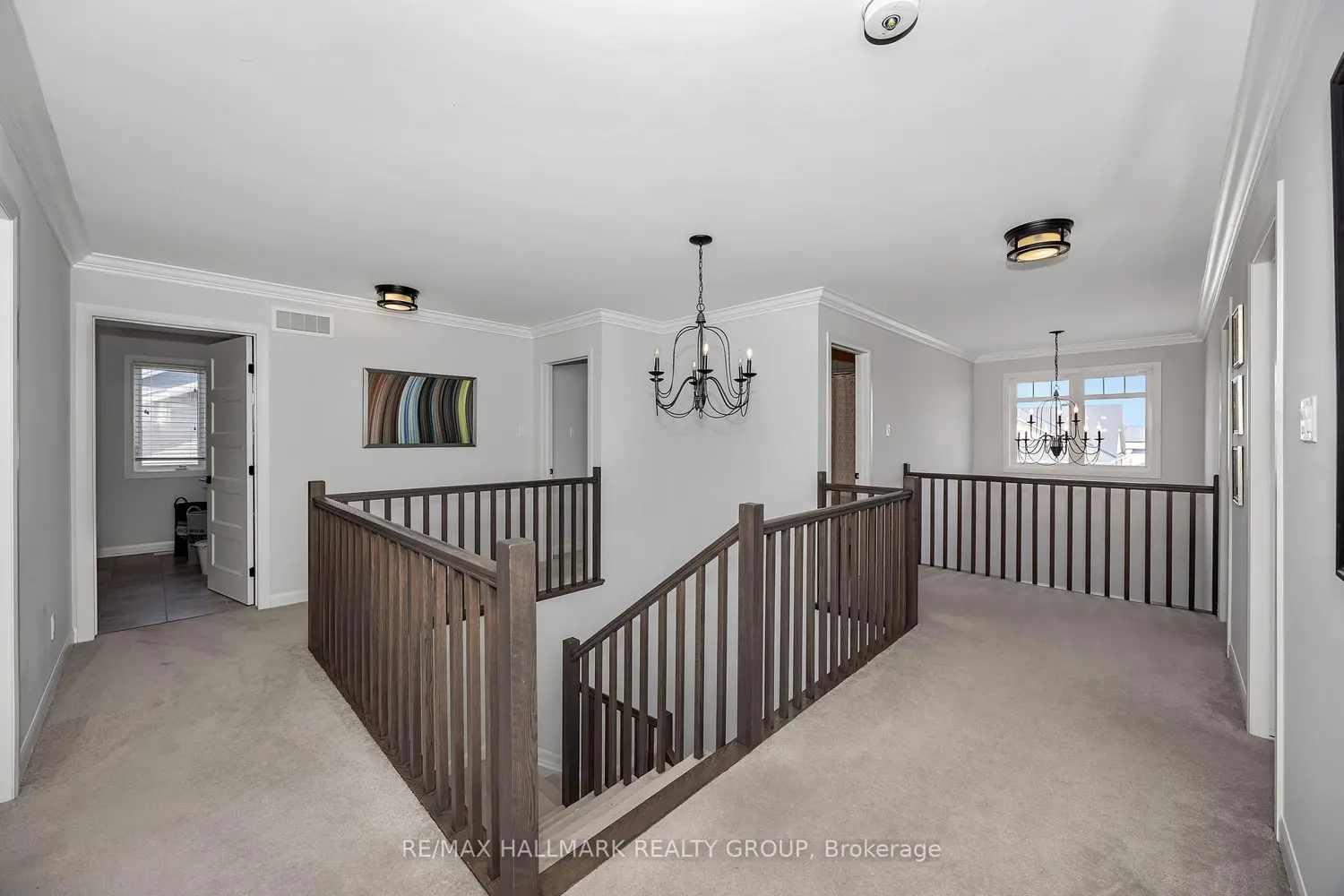 1025 Diamond Street photo 4