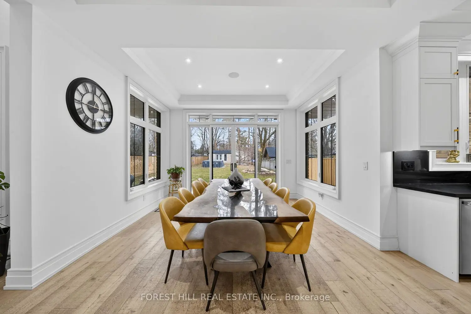 2019 Lilac Drive photo 5