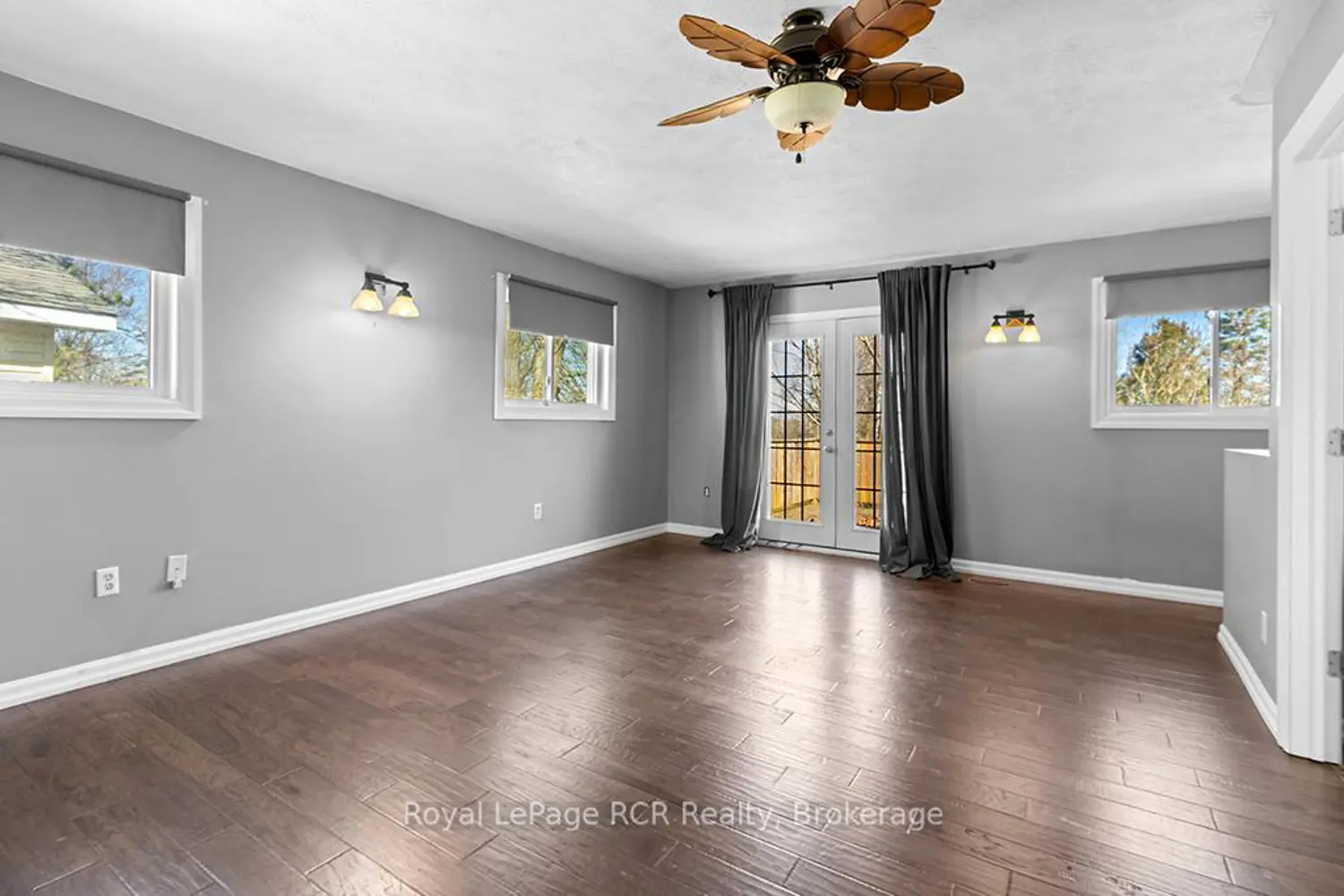 144 Loucks Lane photo 4
