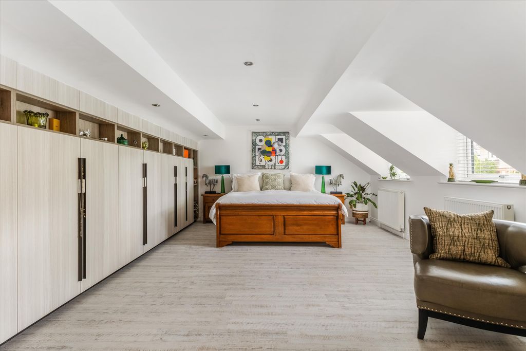 Additional image 12 of 4 bed detached house for saleWarwick Crescent, Harrogate, North Yorkshire HG2