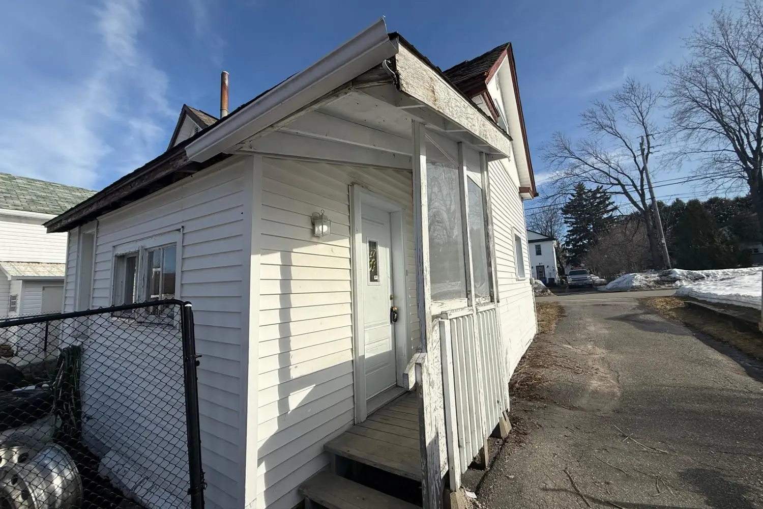 387 Elliott Street