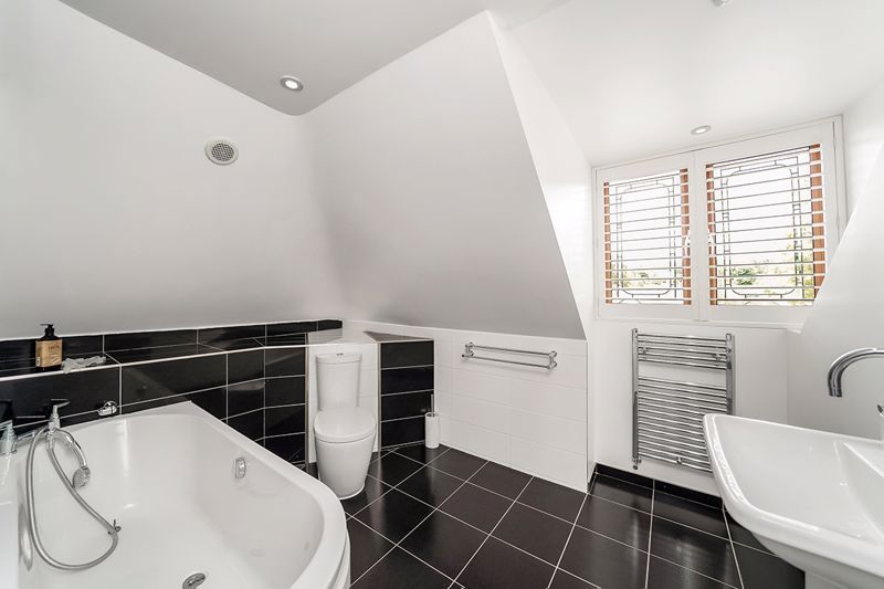 Additional image 27 of 6 bed detached house for saleWare Road, Hoddesdon EN11