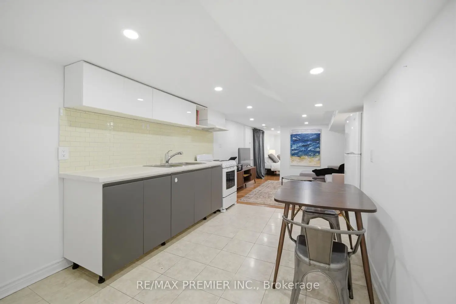 Additional image 10 of 127 Ascot Avenue