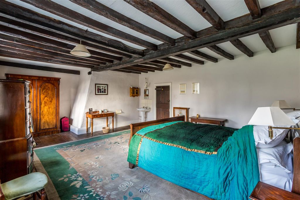 Additional image 38 of 7 bed detached house for saleChurch Lane, Warblington, Hampshire PO9