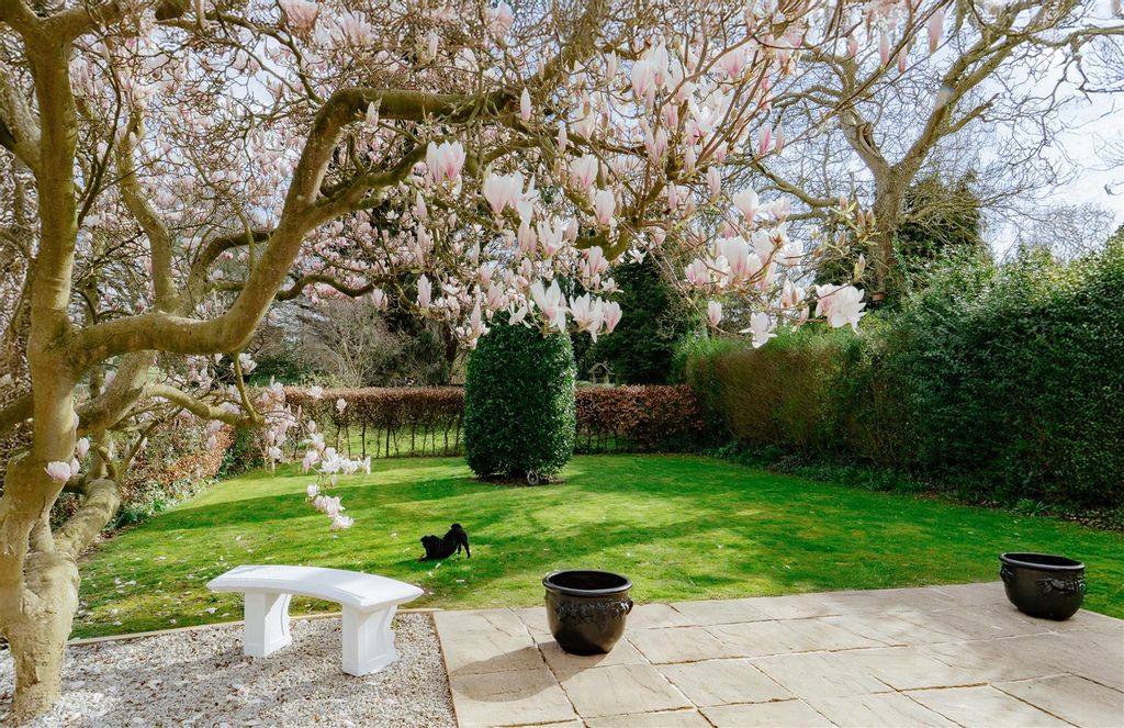 Additional image 6 of 6 bed semi-detached house for saleFerriby Road, Hessle HU13