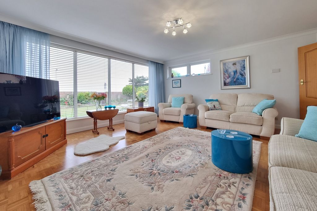 Additional image 4 of 3 bed detached house for saleHayling Island, Hampshire PO11
