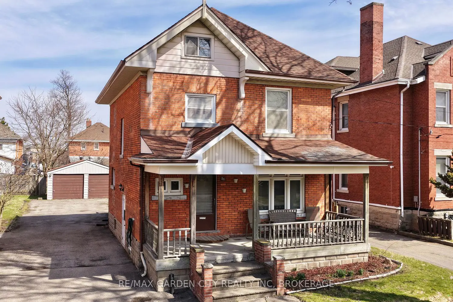 86 Griffith Street photo 2