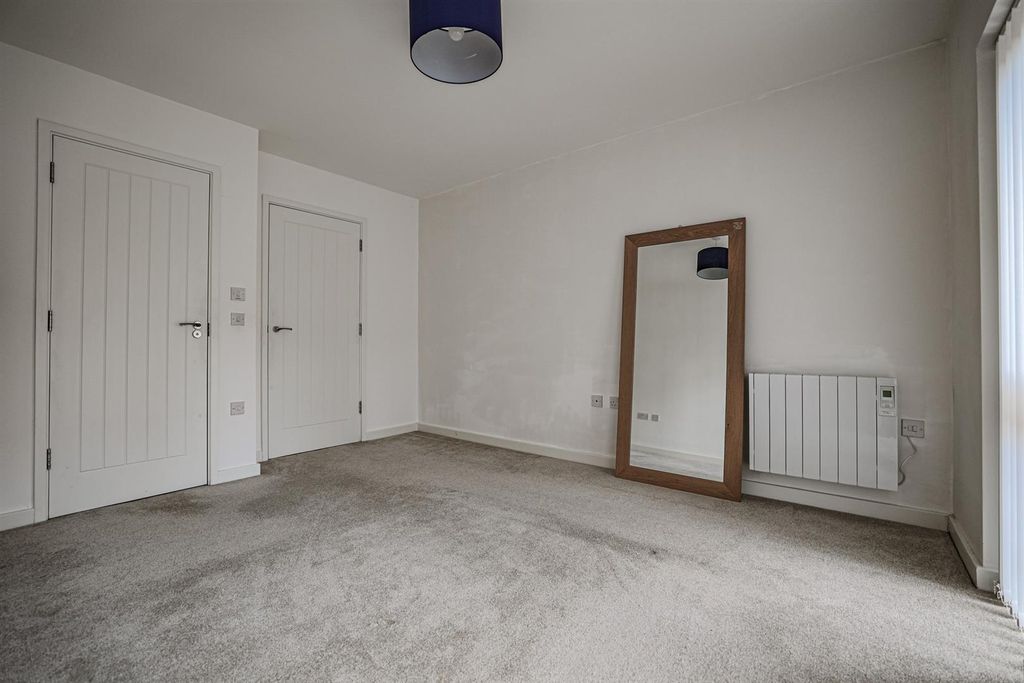 Additional image 12 of 2 bed flat for saleFrogmore Road, Hemel Hempstead HP3