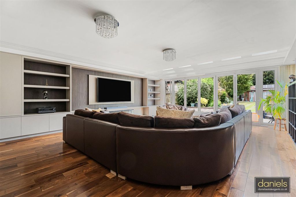 Additional image 2 of 6 bed detached house for saleSudbury Court Drive, Harrow HA1