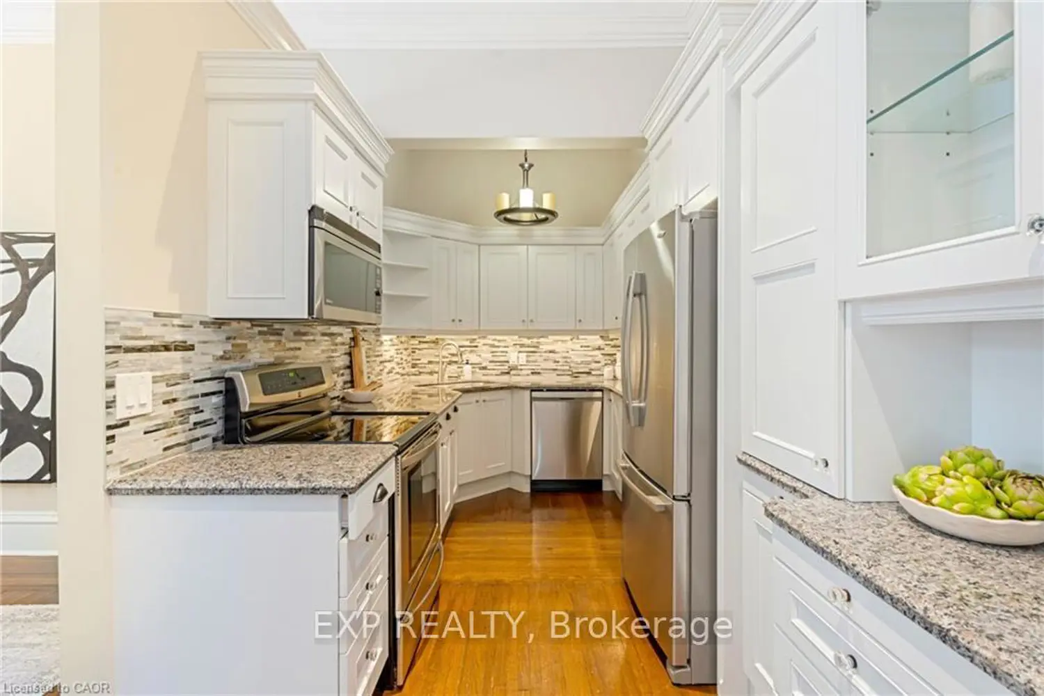 46 Herkimer Street 2 photo 5