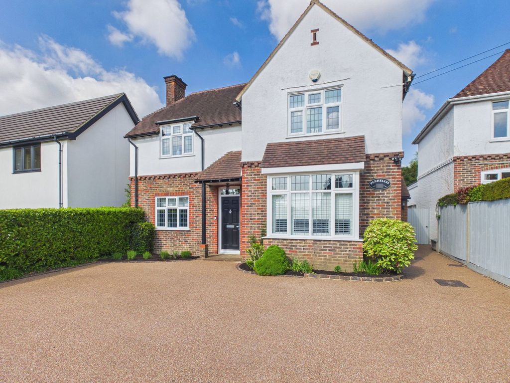 4 bed detached house for saleWarnham Road, Horsham, West Sussex. RH12