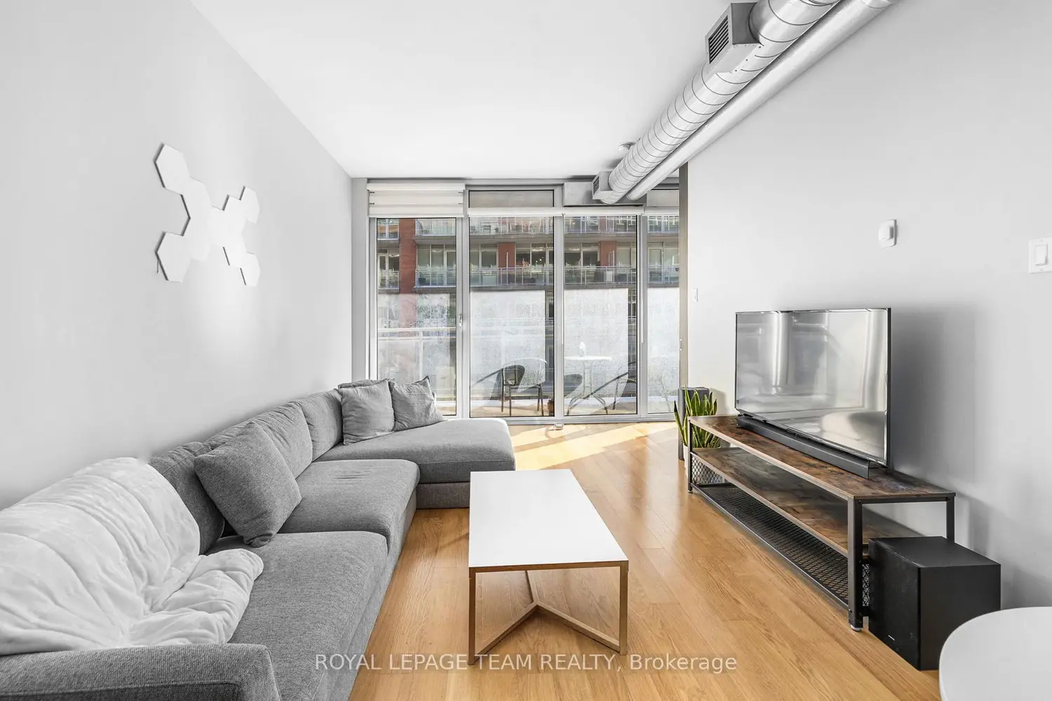 Additional image 9 of 354 Gladstone Avenue 318