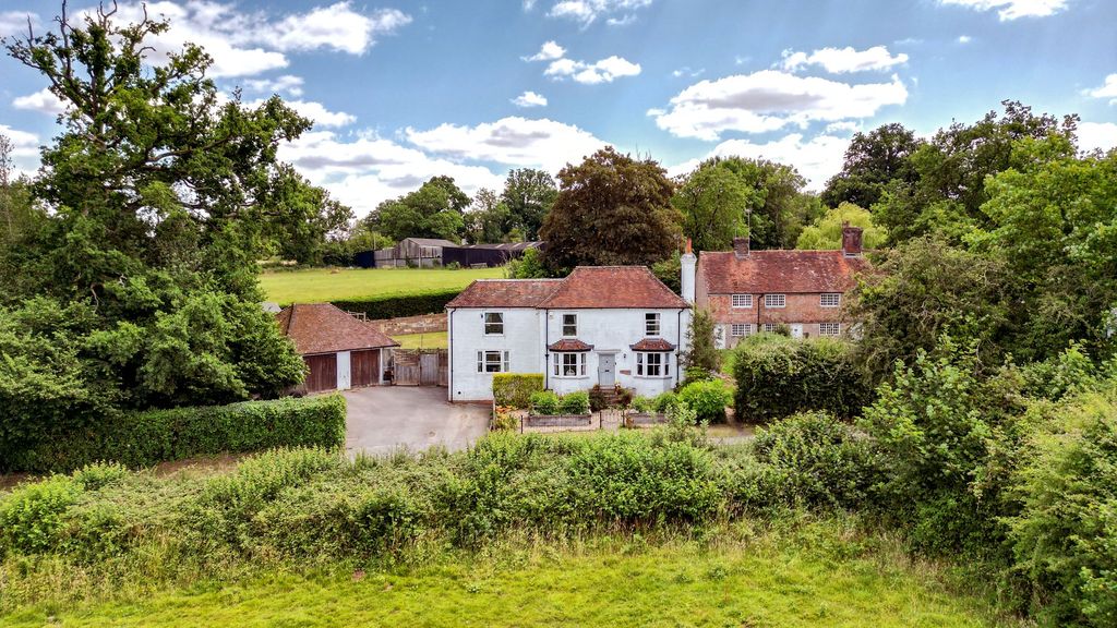 4 bed detached house for saleNewtons Hill, Hartfield TN7