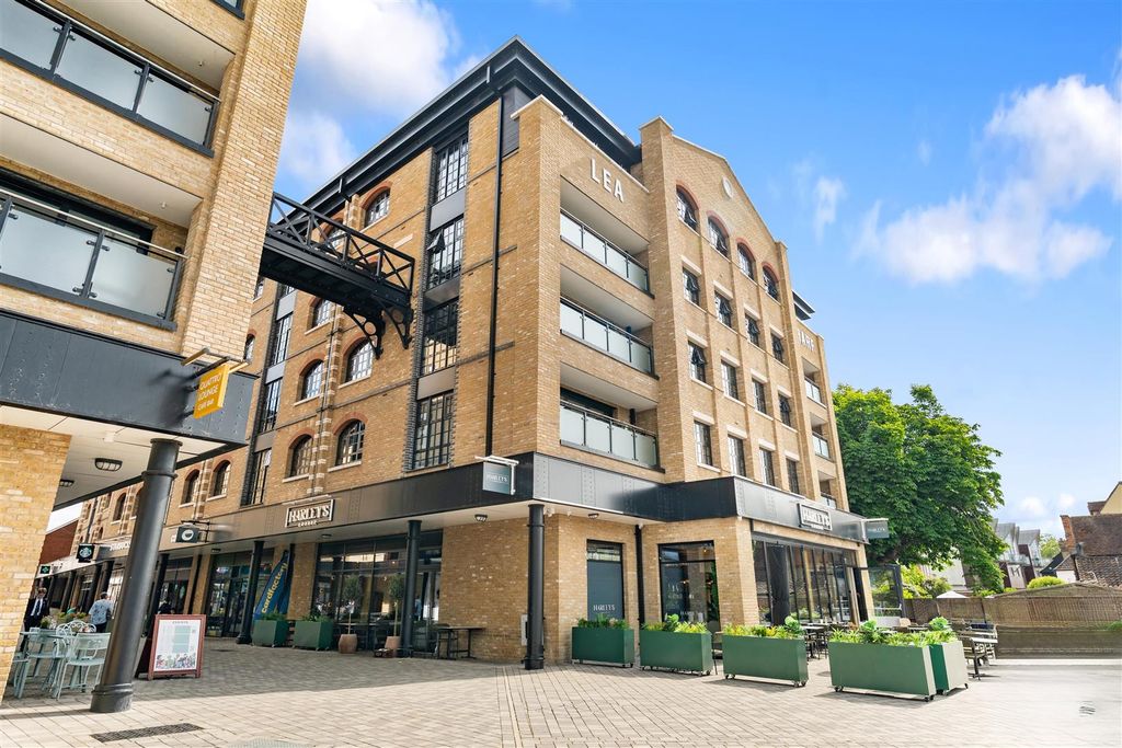 Additional image 21 of 2 bed flat for saleBircherley Green, Hertford SG14