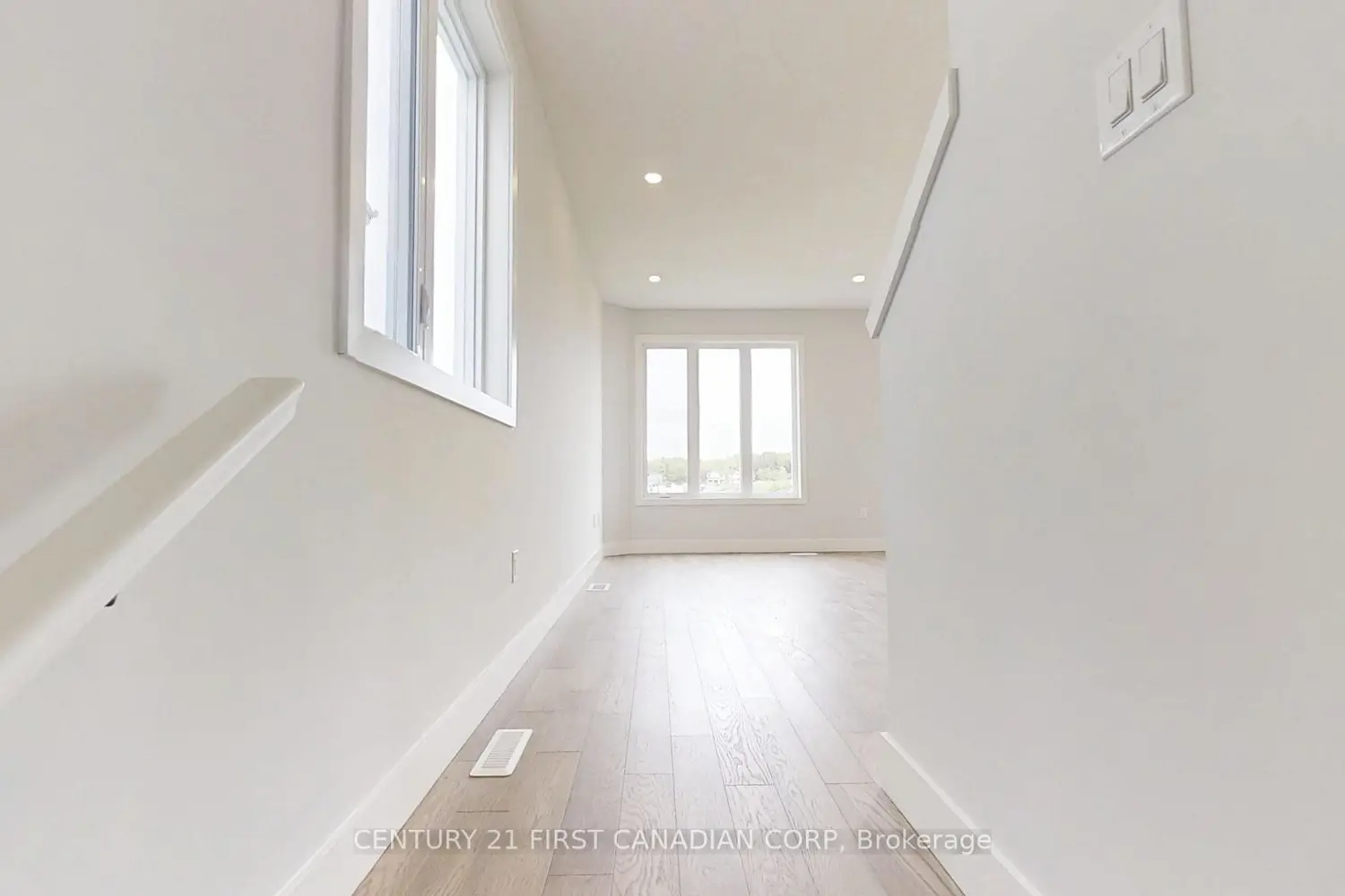 1221 Tulloch Avenue photo 5
