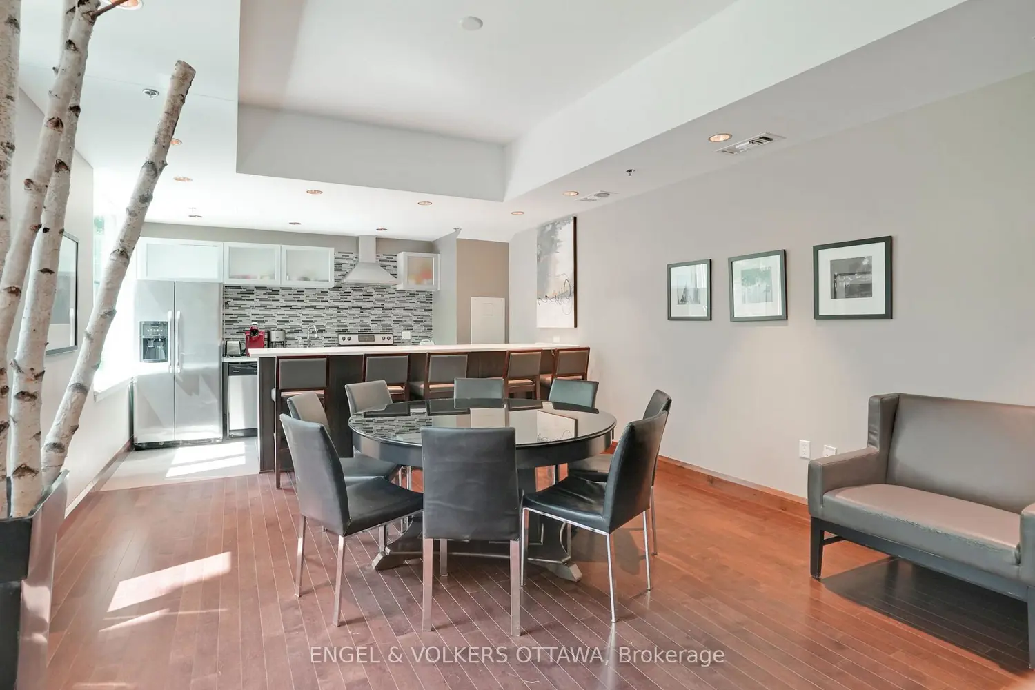 Additional image 19 of 238 Besserer Street 811