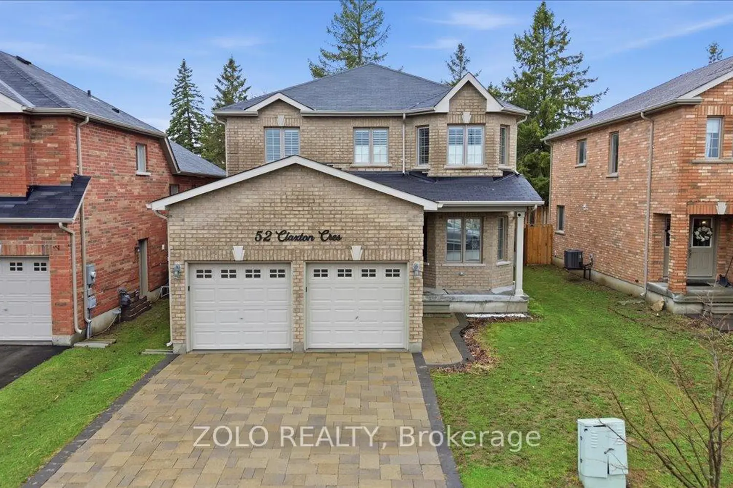 52 Claxton Crescent