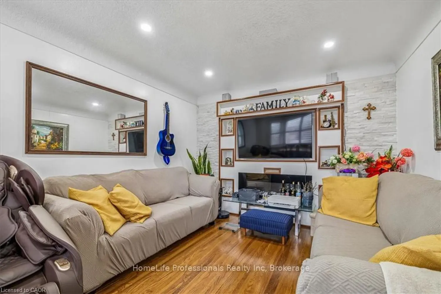 411 Upper Gage Avenue photo 5