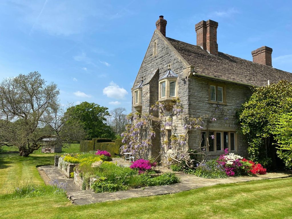 Additional image 28 of 5 bed detached house for saleTower Hill, Horsham, West Sussex RH13