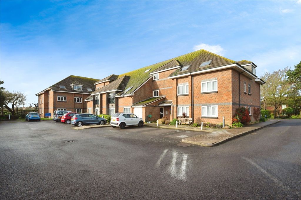Additional image 12 of 2 bed flat for saleSea Front, Hayling Island, Hampshire PO11