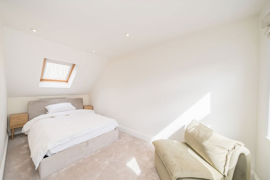 Additional image 11 of 4 bed property for saleSt. Stephens Road, Hounslow TW3