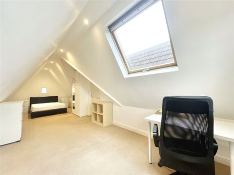 Gordon Road, Ealing Broadway, London W5