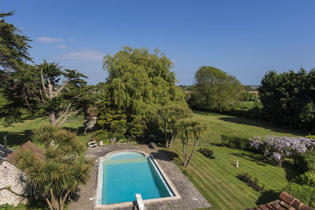 Additional image 6 of 7 bed detached house for saleChurch Lane, Warblington, Hampshire PO9
