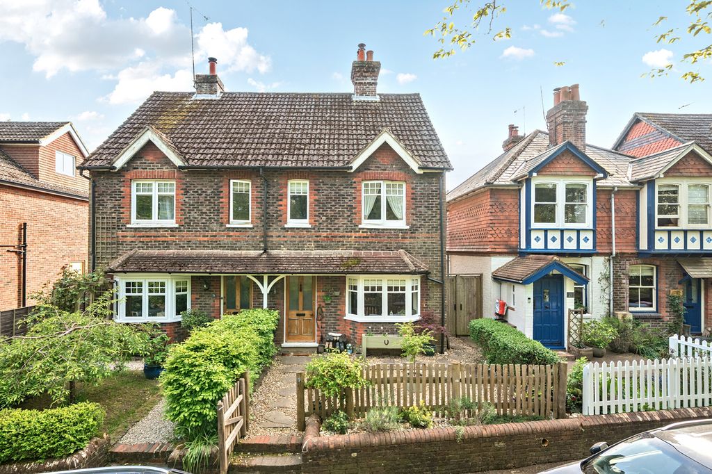 3 bed semi-detached house for saleLower Road, Haslemere GU27