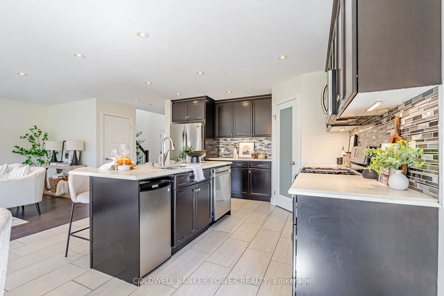 429 Bourdeau Road photo 2