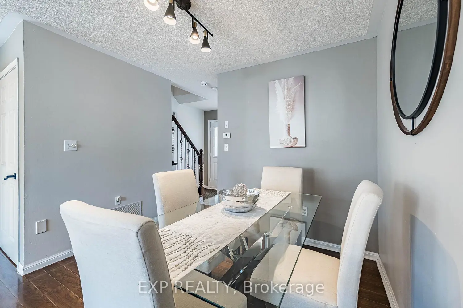 53 Sweetwood Circle photo 4