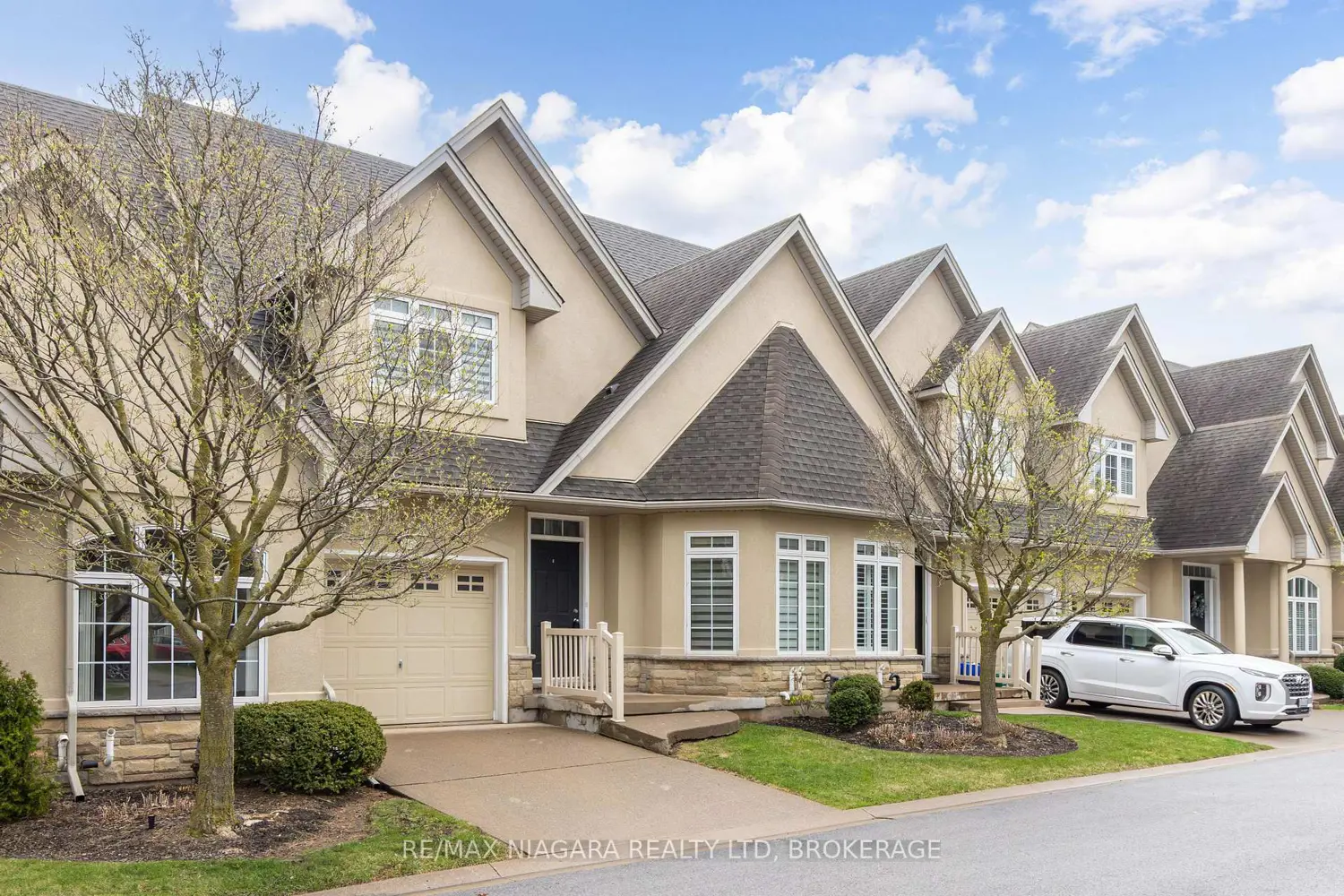 Additional image 19 of 8142 Costabile Drive 16
