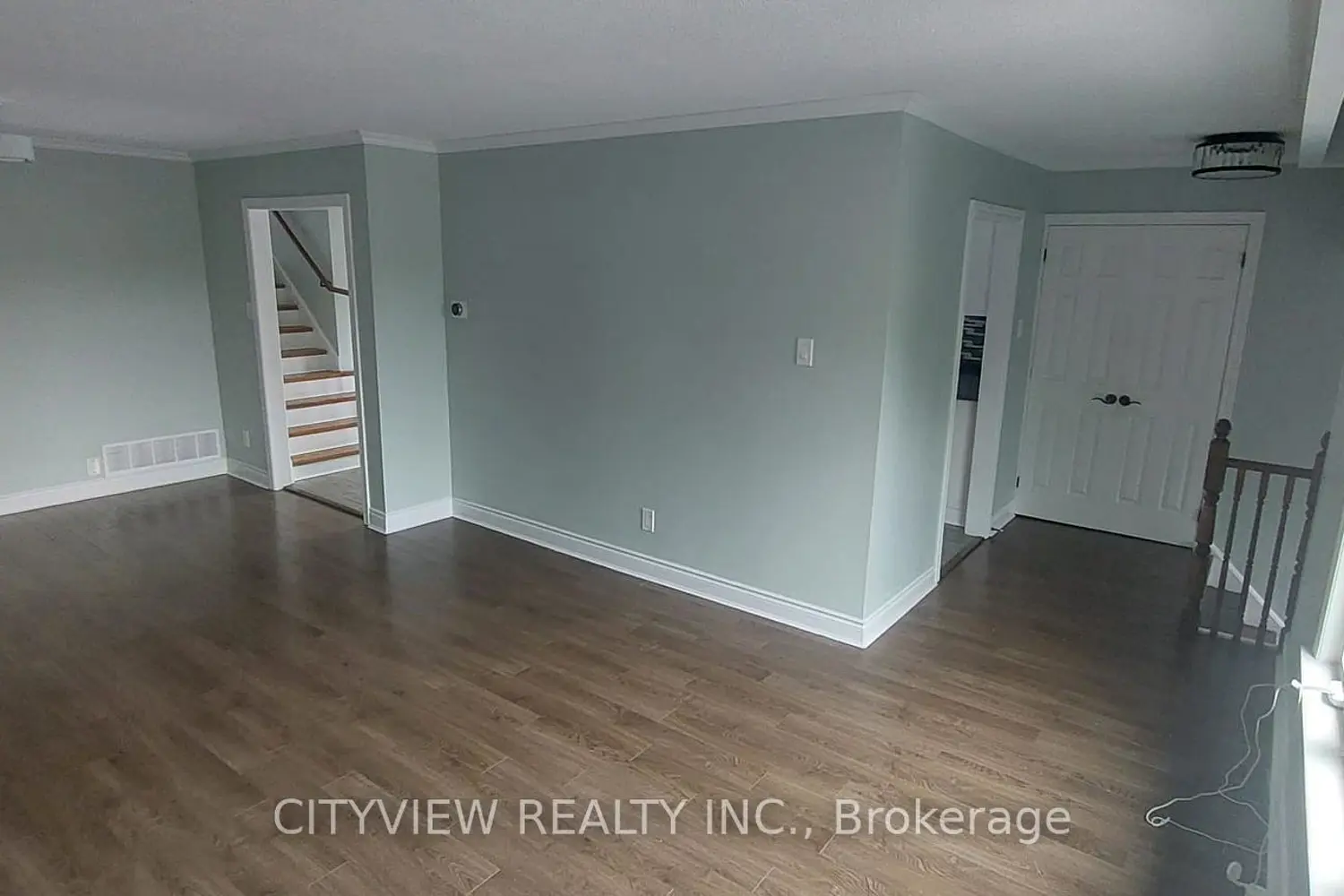 28 Foxacre Row photo 4