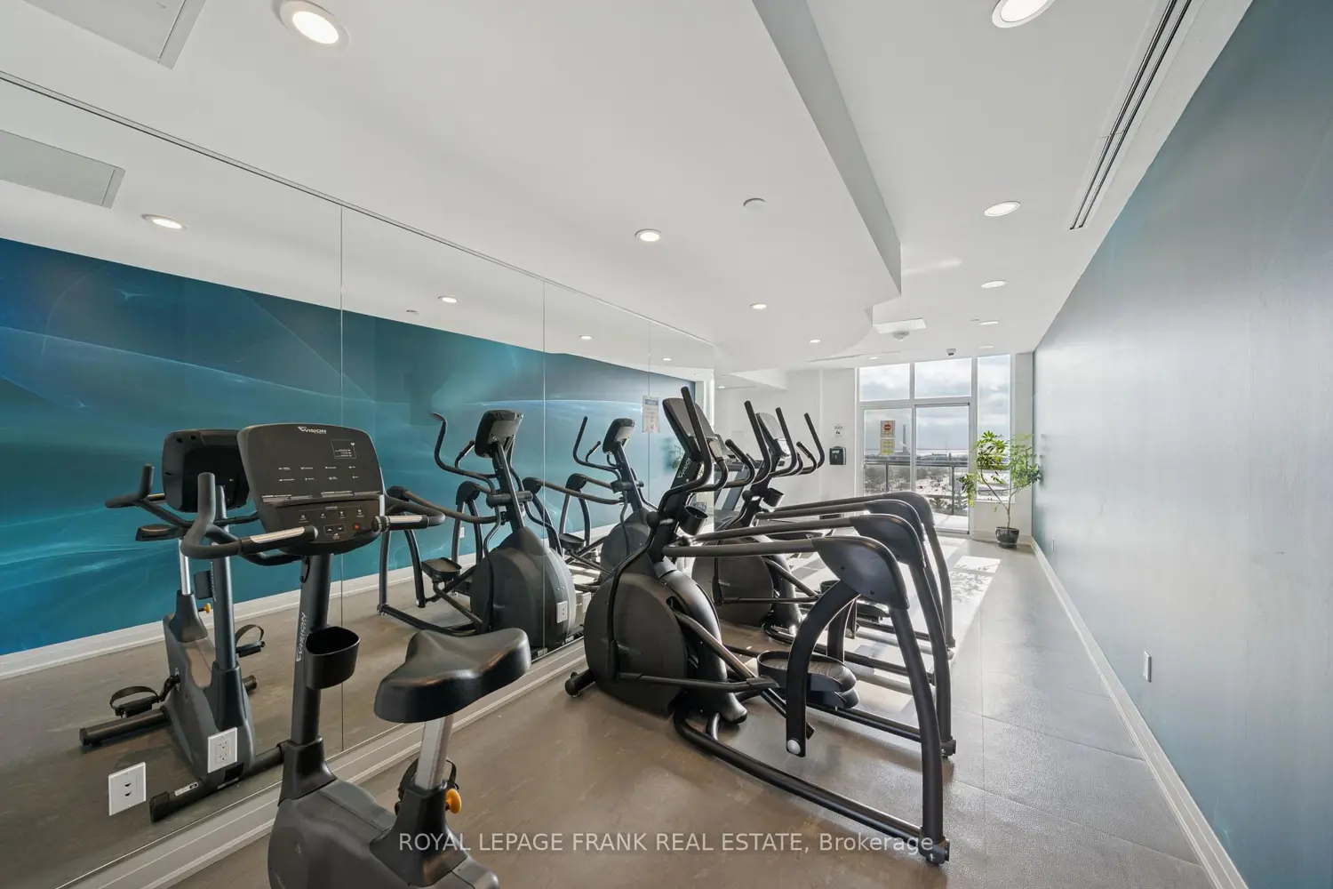 Additional image 12 of 630 Greenwood Avenue 409