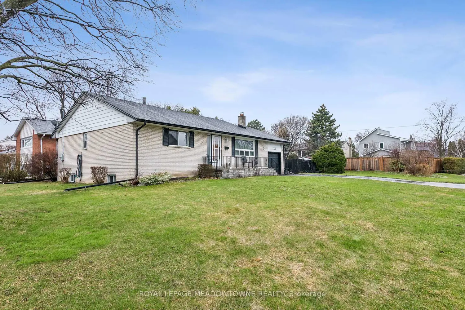 20 Plainsman Road photo 5