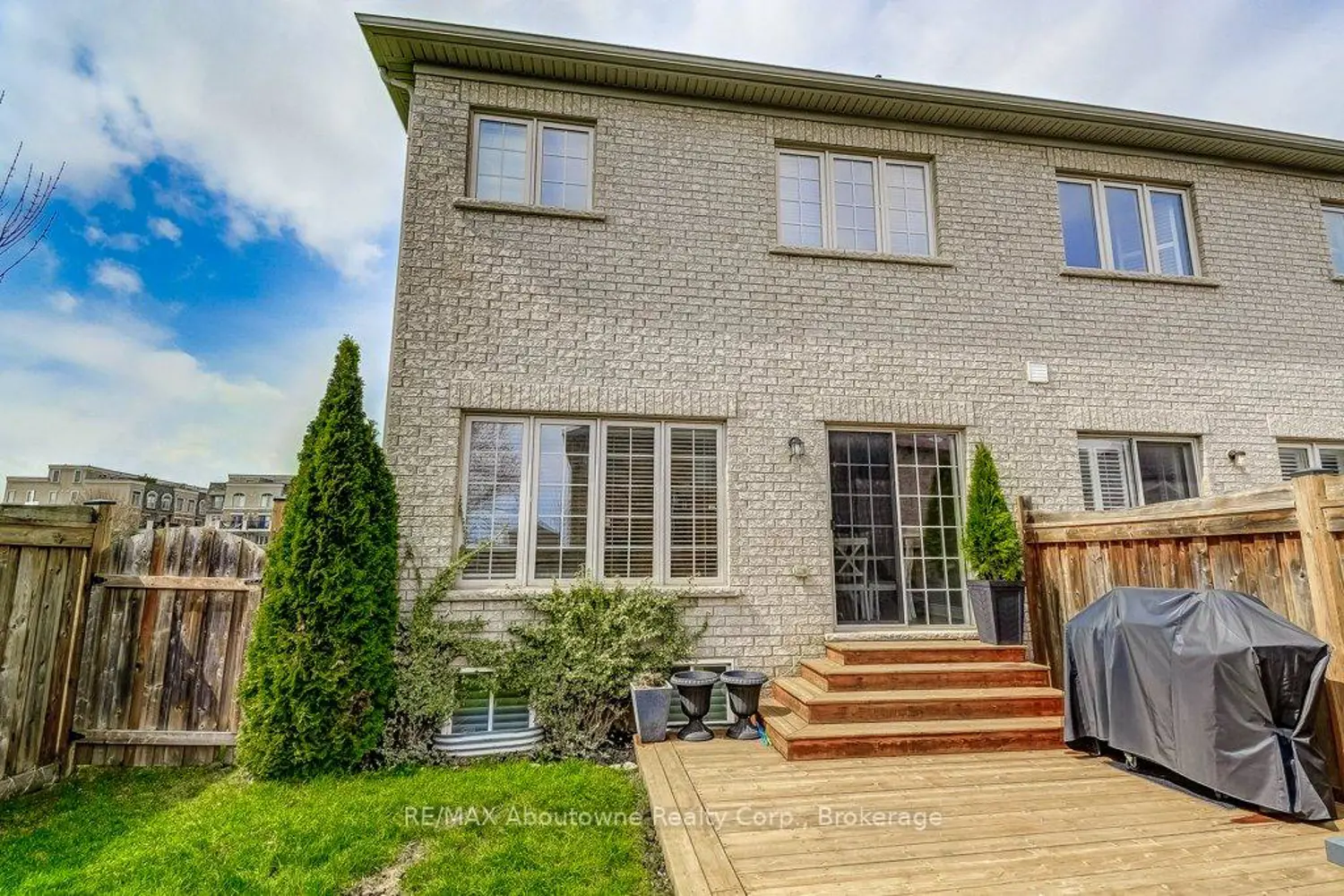 Additional image 15 of 2454 Greenwich Drive