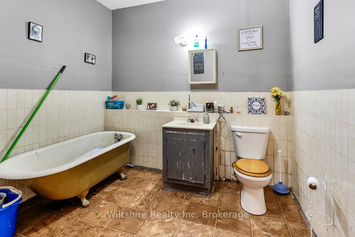 324 Broadway Street photo 5