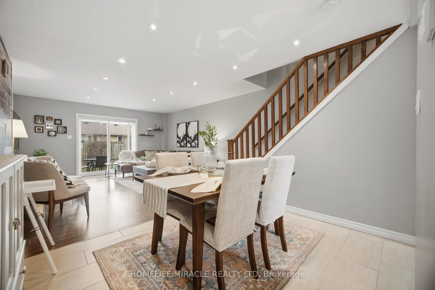 50 Westmount Road photo 2