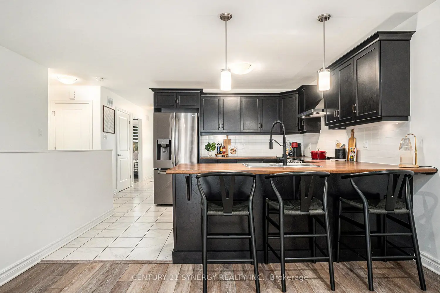 110 Seabert Drive photo 5