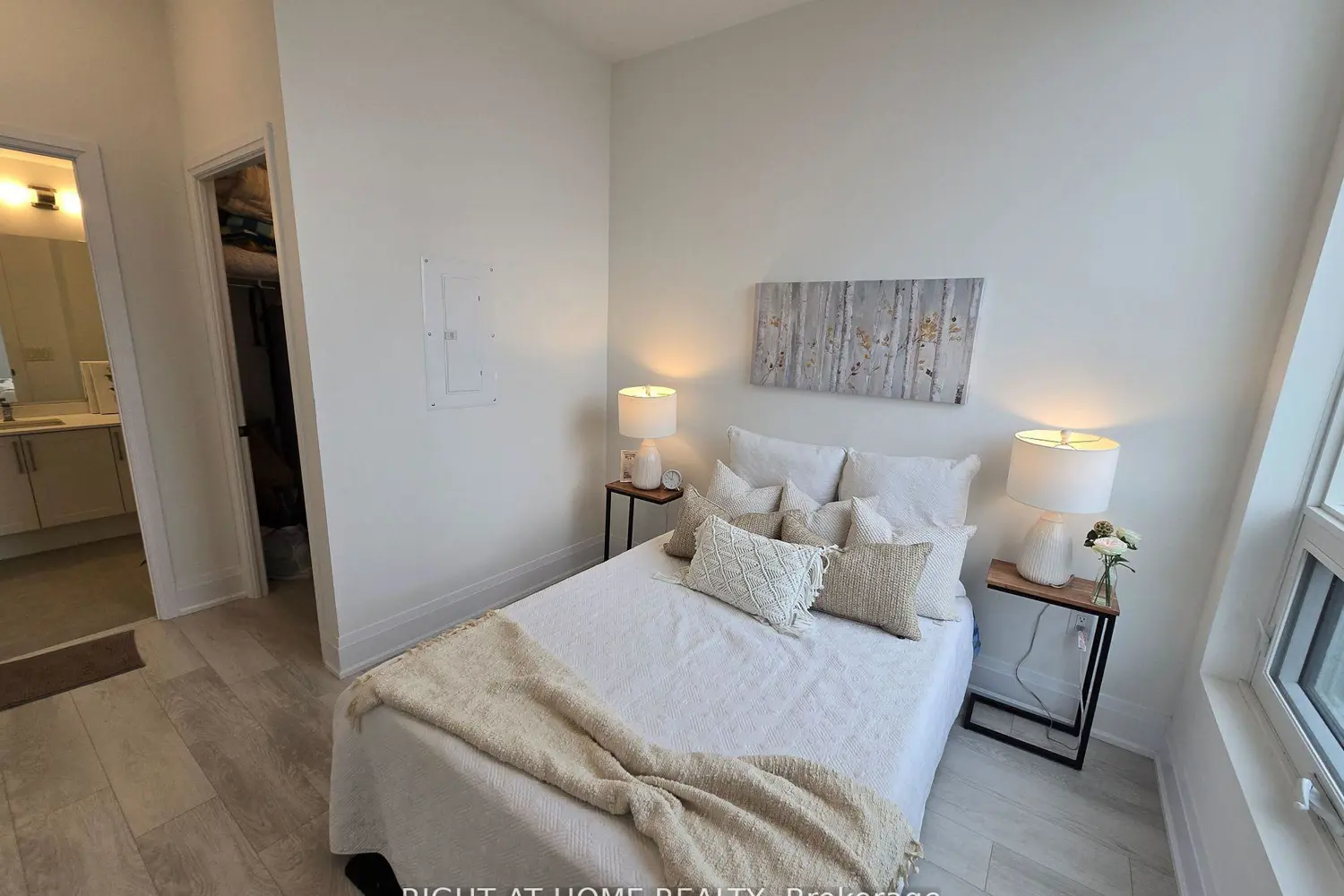 Additional image 14 of 2450 Old Bronte Road 833