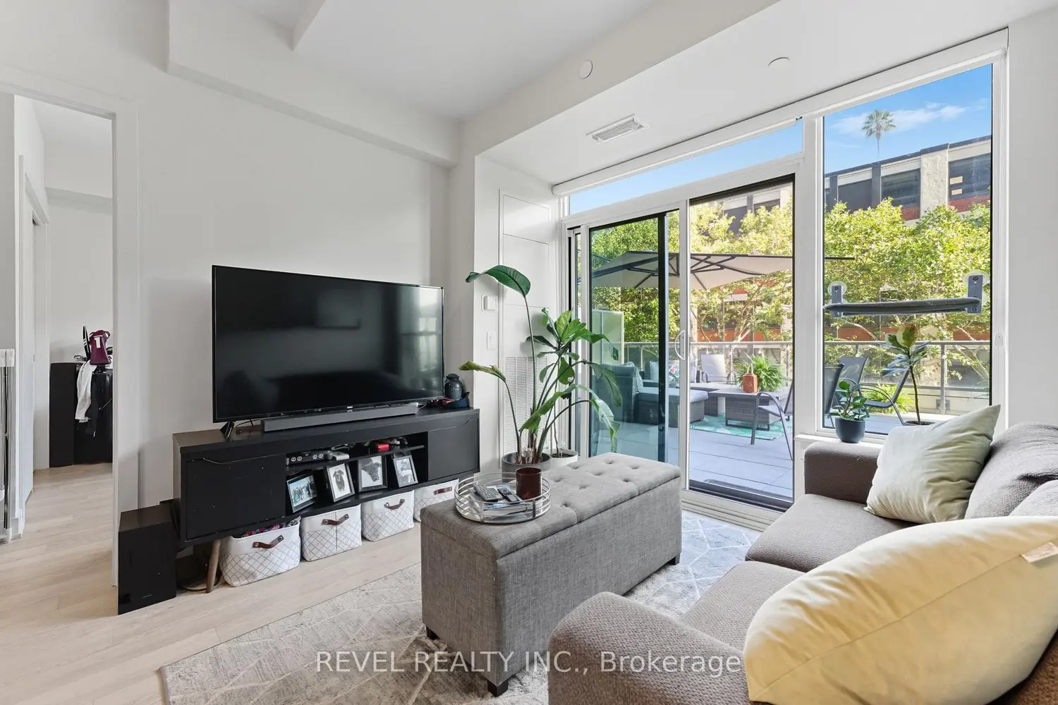 212 King William Street 311 photo 3