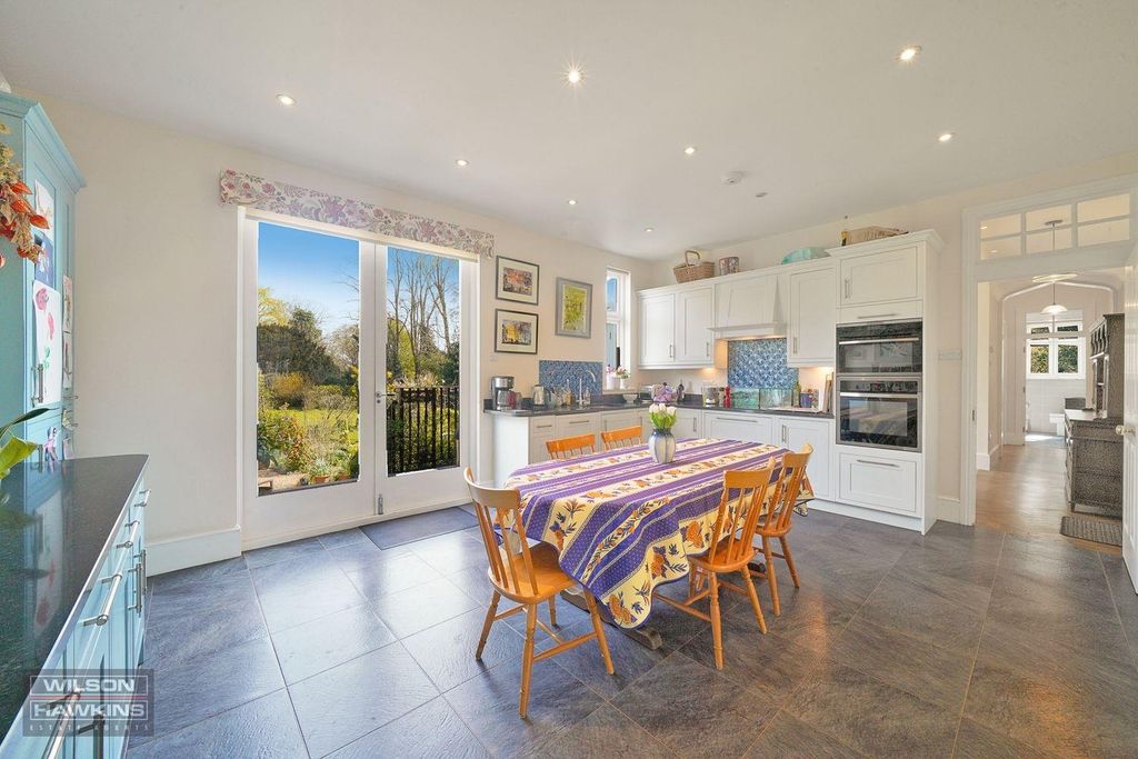 Additional image 3 of 3 bed flat for saleLondon Road, Harrow On The Hill HA1