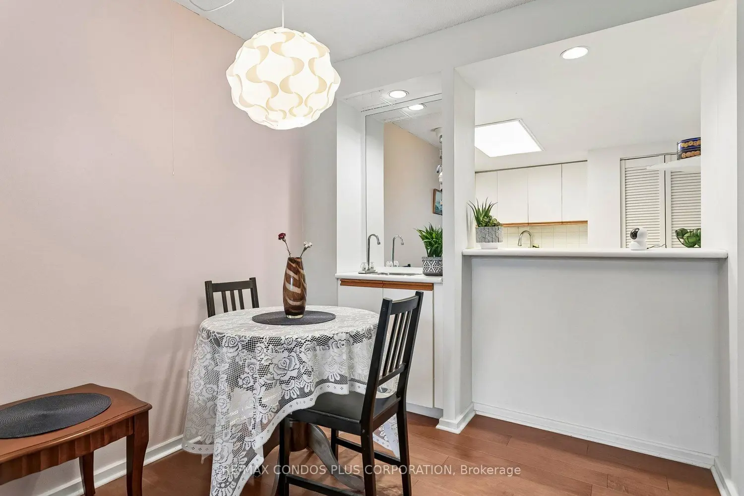 15 Maitland Place 204