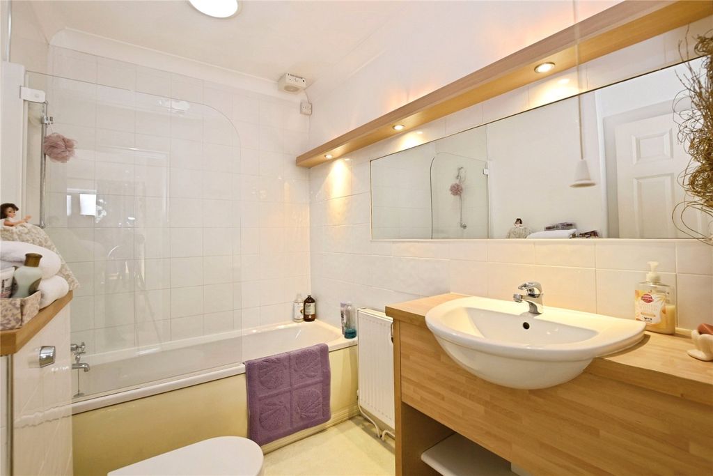 Additional image 26 of 6 bed detached house for saleHavant Road, Hayling Island, Hampshire PO11