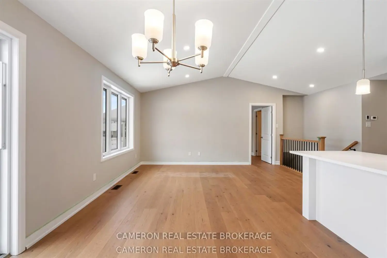 Additional image 8 of 3153 Mauricy Street