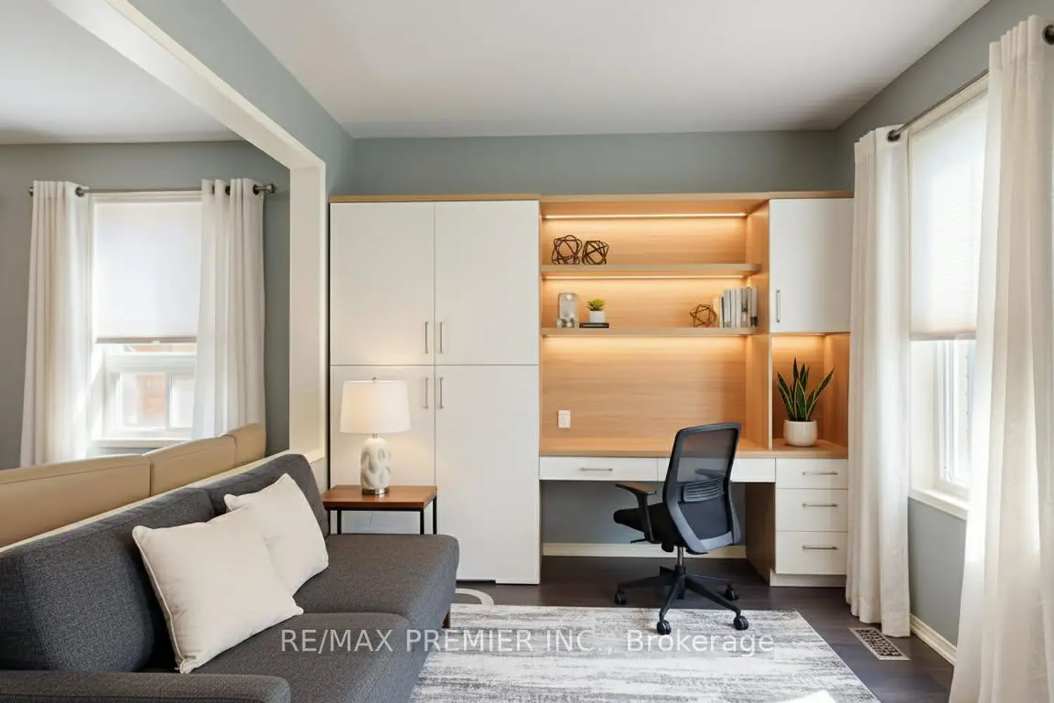 2307 Pilgrim Square photo 4