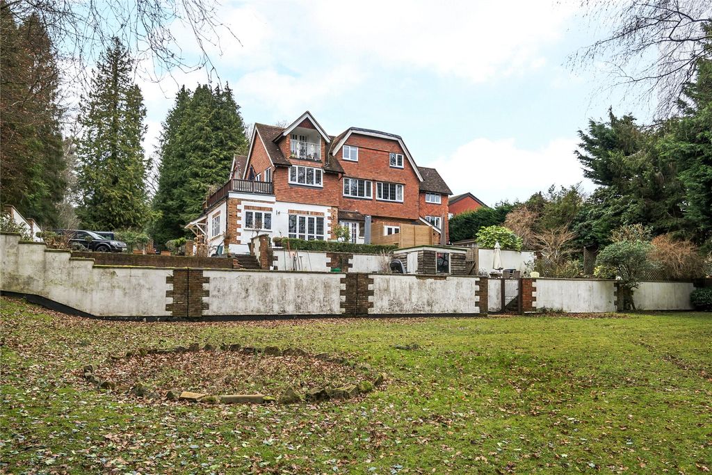 Additional image 14 of 2 bed flat for saleHindhead, Surrey GU26