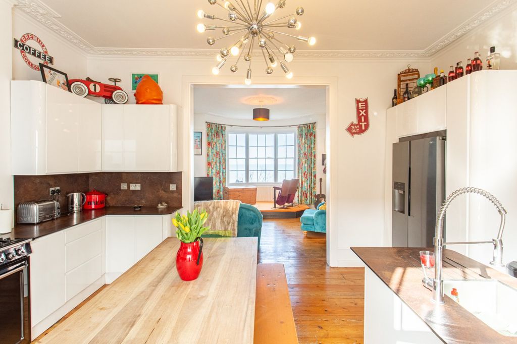 Additional image 9 of 2 bed maisonette for saleCentral Parade, Herne Bay CT6