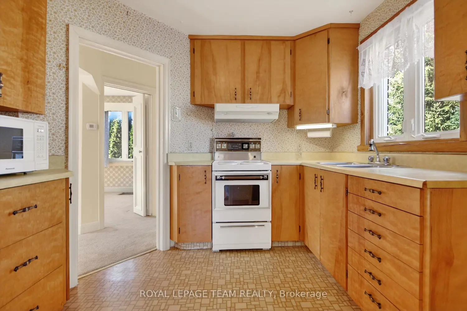 Additional image 5 of 591 Churchill Avenue
