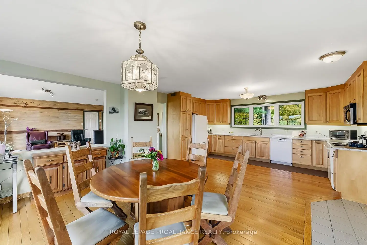 151 Carman Road photo 4