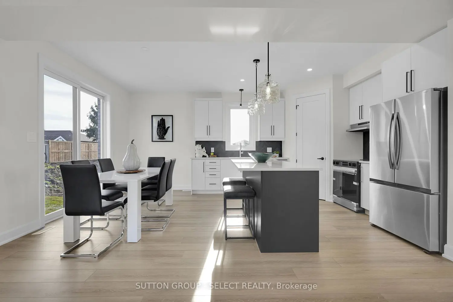 1 Bancroft Road photo 3